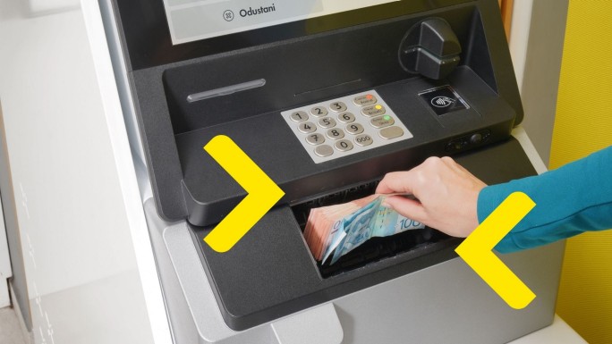 Bankomat Raiffeisen banke za uplatu pazara