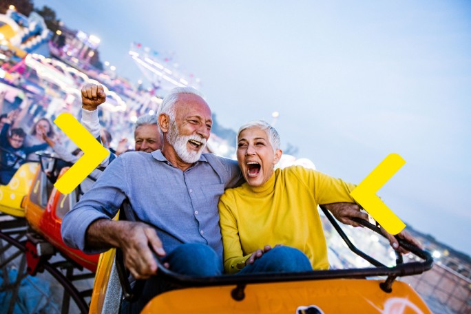Par u penziji finansira kreditom za penzionere odlazak na odmor i vožnju u zabavnom parku 